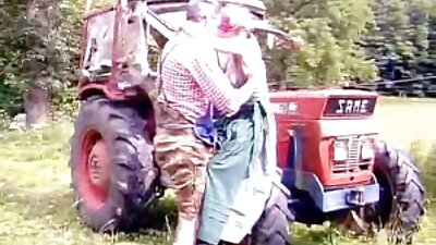 Hermosa mami videos caseros maduras le muestra a los jóvenes cómo hacerlo.