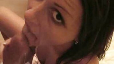 Una hermosa mujer kazaja chupa videos xxx maduras mexicanas y come el semen de un chico.